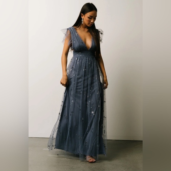 Beautiful maxi dress - great for weddings/special events! - Picture 2 of 3